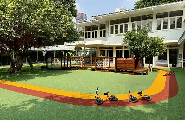 Crèche et école maternelle francophone à Bangkok Sukhumvit